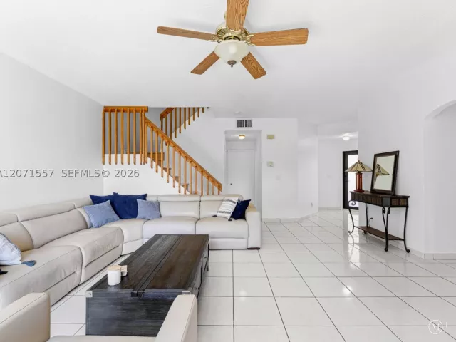 Продажа дома по адресу 20714 NW 3rd St - фото 9305960