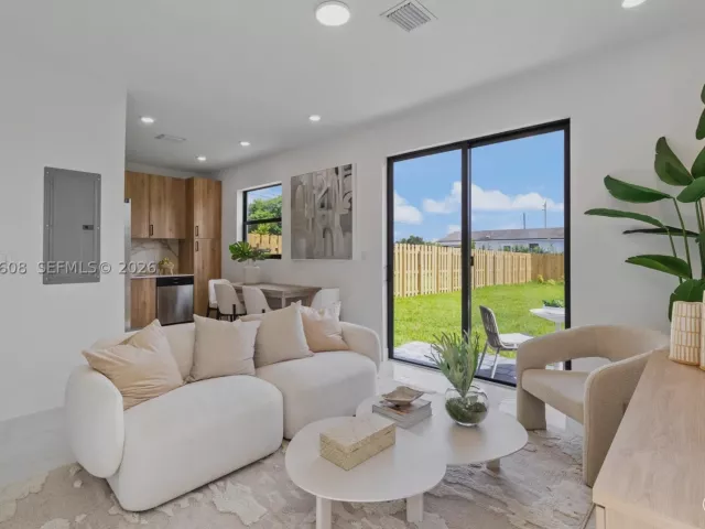 Продажа дома по адресу 13309 SW 265th Ter - фото 9296613