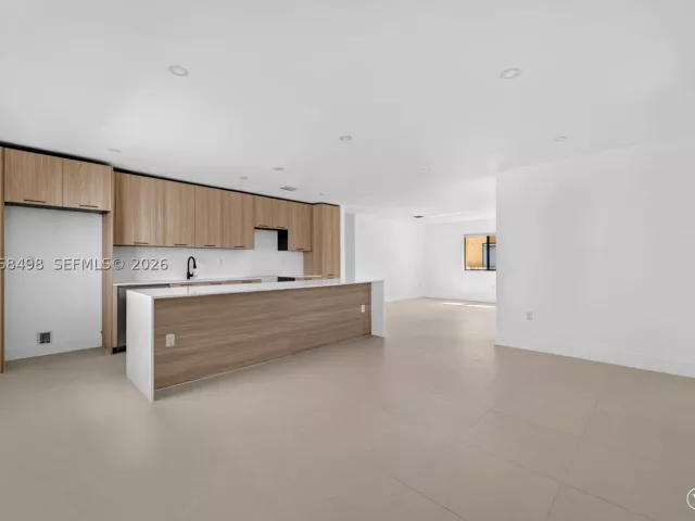 Продажа дома по адресу 1889 NW 47th Ter - фото 9296799