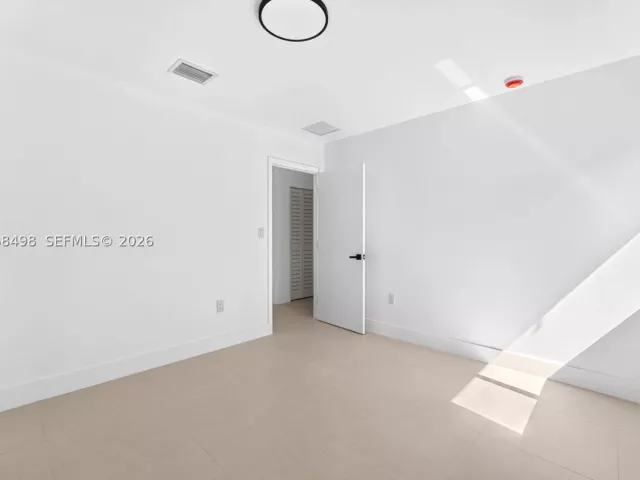 Продажа дома по адресу 1889 NW 47th Ter - фото 9296805