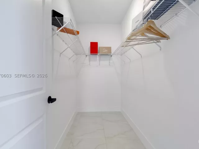 Продажа дома по адресу 13325 SW 265th Ter - фото 9296606
