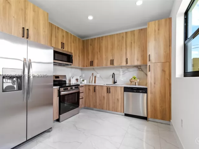 Продажа дома по адресу 13325 SW 265th Ter - фото 9296598