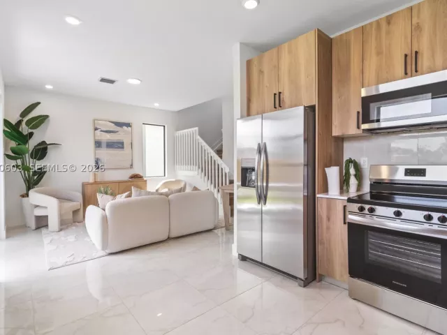 Продажа дома по адресу 13325 SW 265th Ter - фото 9296599
