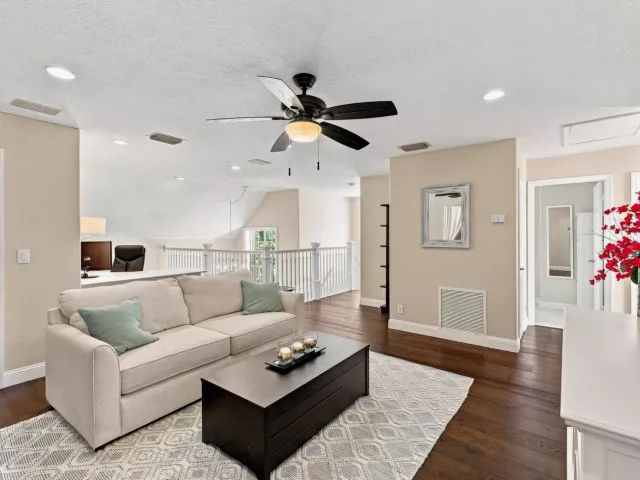 Продажа дома по адресу 1121 Delray Lakes Drive - фото 9371962