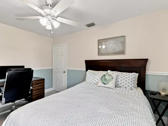 Продажа дома по адресу 1121 Delray Lakes Drive - фото 9371964