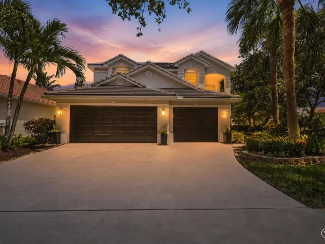 Продажа дома по адресу 1121 Delray Lakes Drive - фото 9371971