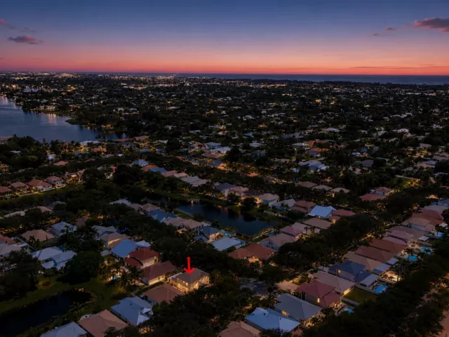 Продажа дома по адресу 1121 Delray Lakes Drive - фото 9371972