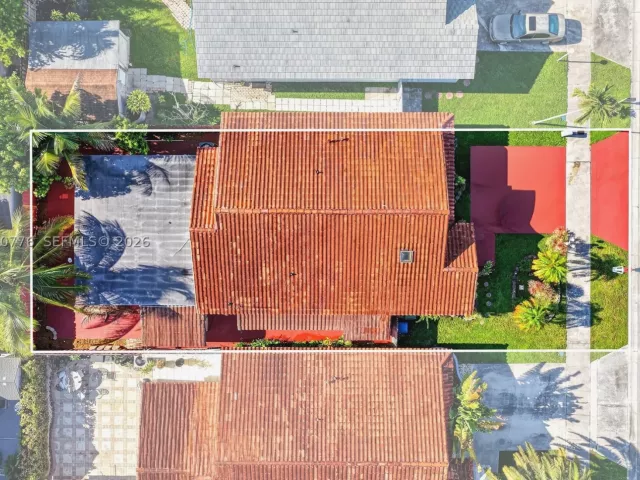 Продажа дома по адресу 2375 SW 141st Ave - фото 9296971