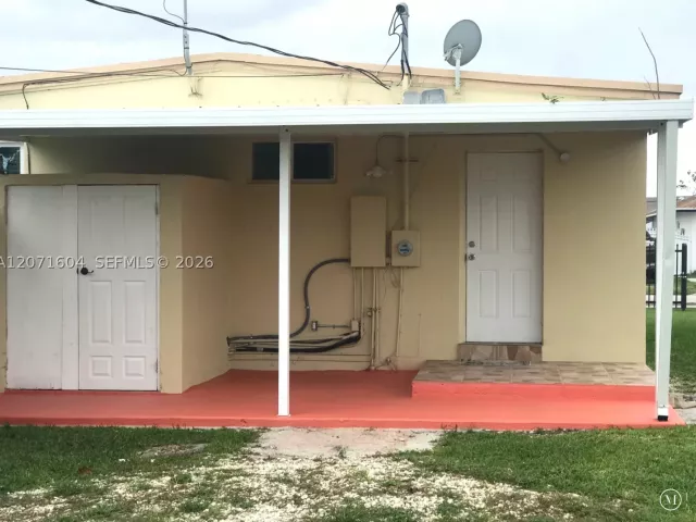 Продажа дома по адресу 21625 SW 109th Ave - фото 9297072