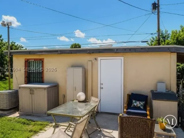 Продажа дома по адресу 21625 SW 109th Ave - фото 9297073