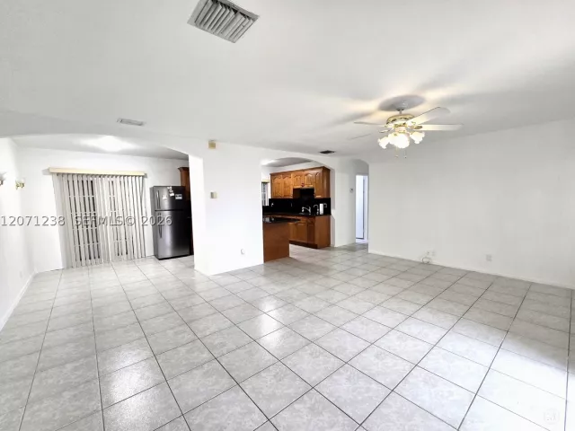 Продажа дома по адресу 515 Hunter St - фото 9297617