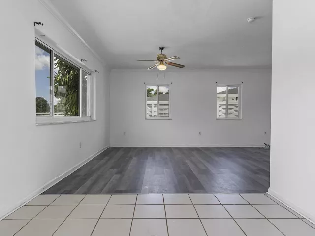 Продажа дома по адресу 16025 NW 20TH Avenue - фото 9298994