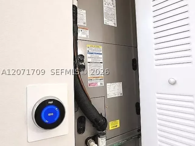 Продажа дома по адресу 8575 NW 5th Ter 1509 - фото 9297042