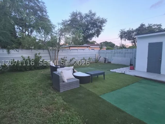 Продажа дома по адресу 1137 NW 55th St - фото 9298498