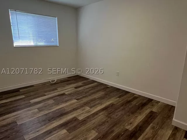 Продажа дома по адресу 2353 SW 4th St - фото 9300664