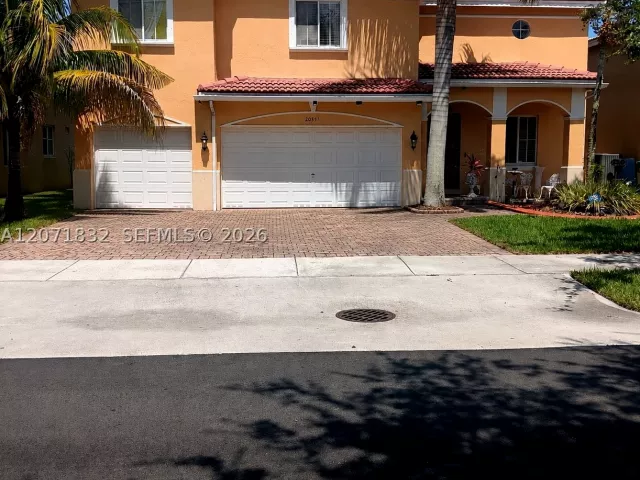 Продажа дома по адресу 20551 NW 7th Ct - фото 9299575