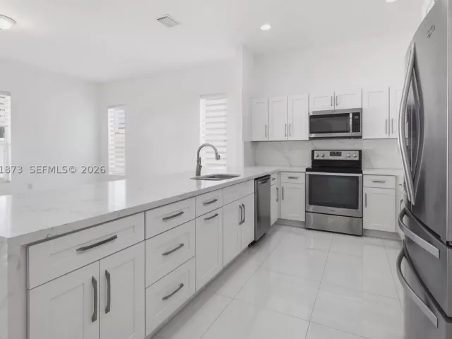 Продажа дома по адресу 9232 SW 171st Ct - фото 9302014