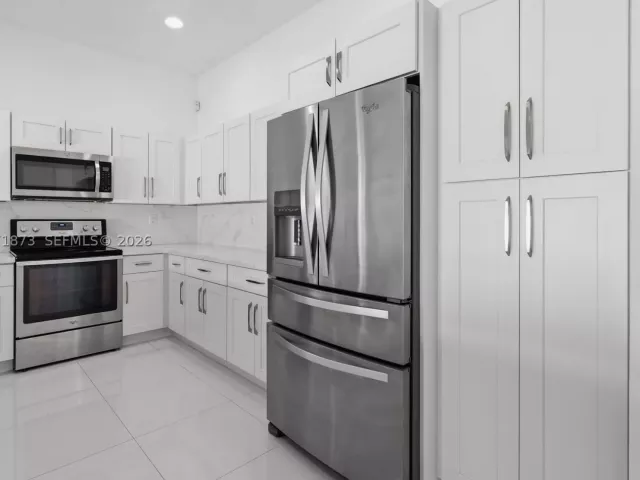 Продажа дома по адресу 9232 SW 171st Ct - фото 9302015