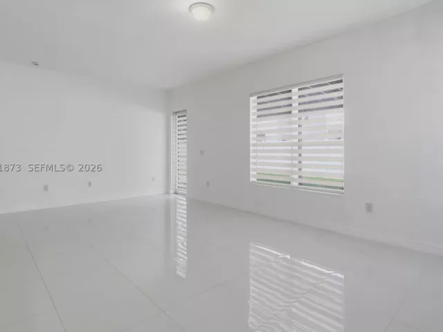 Продажа дома по адресу 9232 SW 171st Ct - фото 9302020