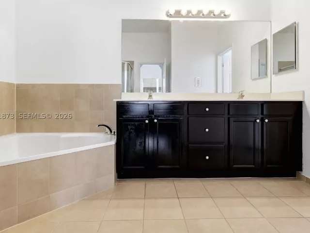 Продажа дома по адресу 9232 SW 171st Ct - фото 9302030