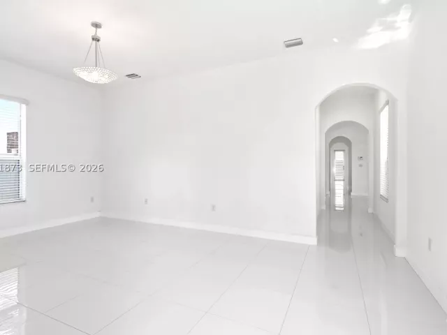 Продажа дома по адресу 9232 SW 171st Ct - фото 9302006