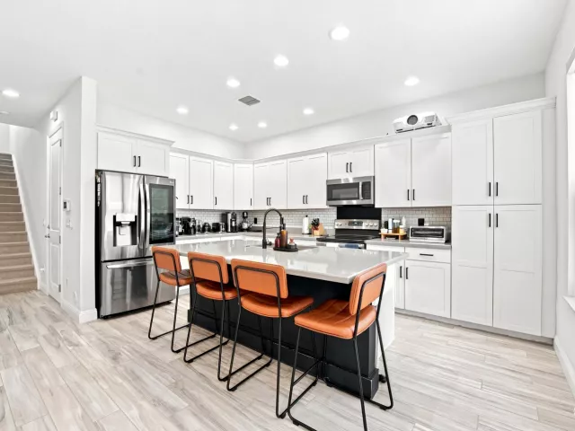 Продажа дома по адресу 20916 NW 1ST Drive - фото 9372128