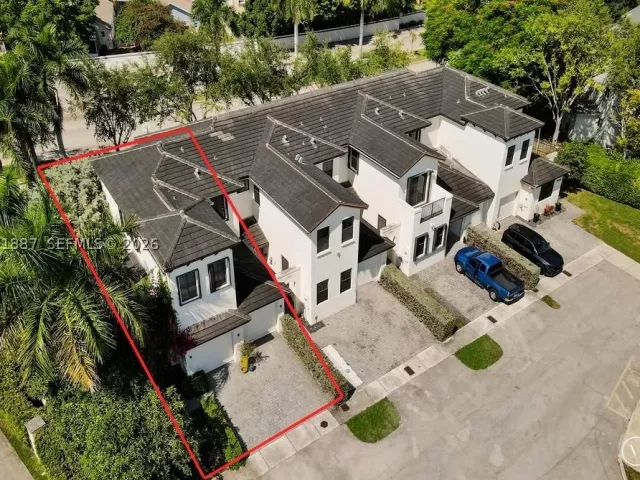 Продажа дома по адресу 22405 SW 102nd Ave - фото 9302521