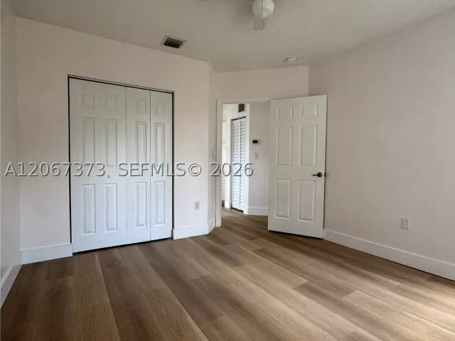 Продажа дома по адресу 5606 NW 112th Psge - фото 9322615