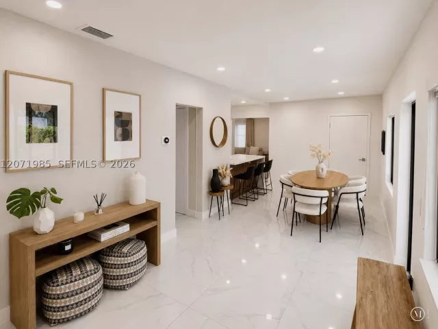 Продажа дома по адресу 4630 SW 3rd St - фото 9303427