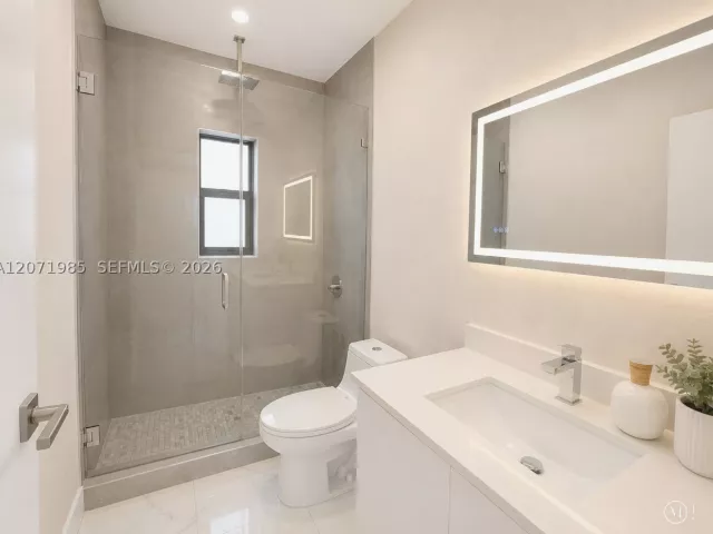 Продажа дома по адресу 4630 SW 3rd St - фото 9303445