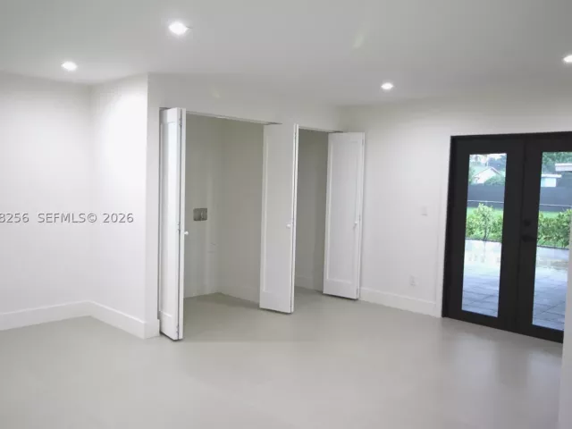 Продажа дома по адресу 10821 SW 63rd St - фото 9304097