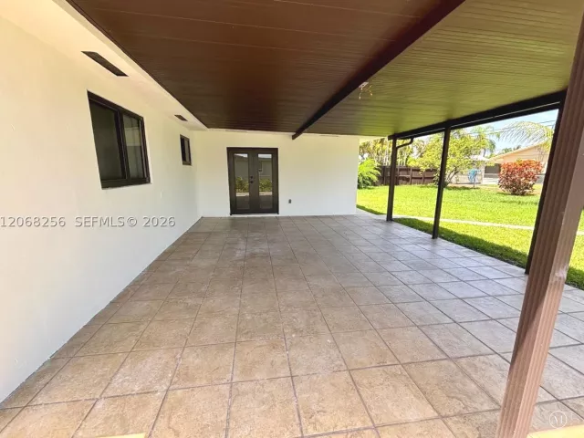Продажа дома по адресу 10821 SW 63rd St - фото 9304125