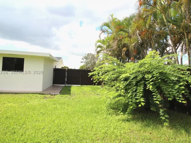 Продажа дома по адресу 10821 SW 63rd St - фото 9304129