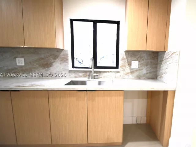 Продажа дома по адресу 10821 SW 63rd St - фото 9304084