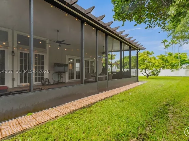 Продажа дома по адресу 15887 NW 11th St - фото 9308168