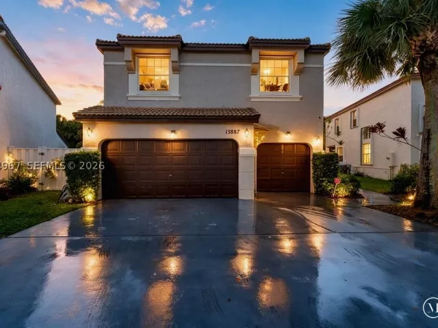 Продажа дома по адресу 15887 NW 11th St - фото 9308122