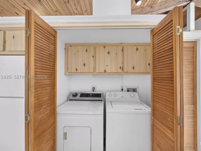 Продажа дома по адресу 13504 SW 102nd Ln - фото 9374880