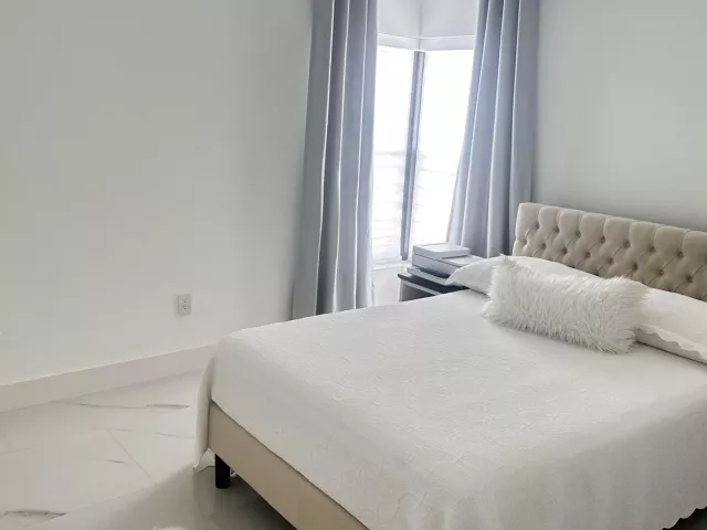 Продажа дома по адресу 500 NW 86TH Avenue - фото 9308908
