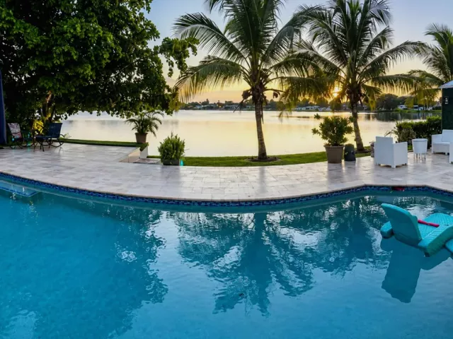 Продажа дома по адресу 500 NW 86TH Avenue - фото 9308918