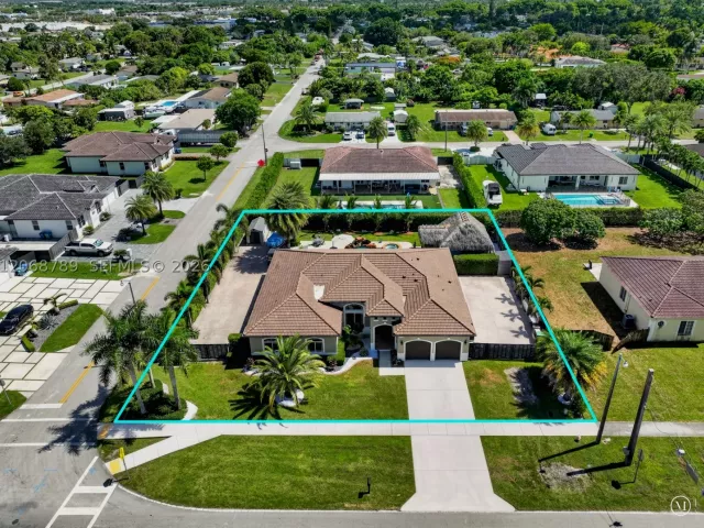 Продажа дома по адресу 16900 SW 296th St - фото 9349035