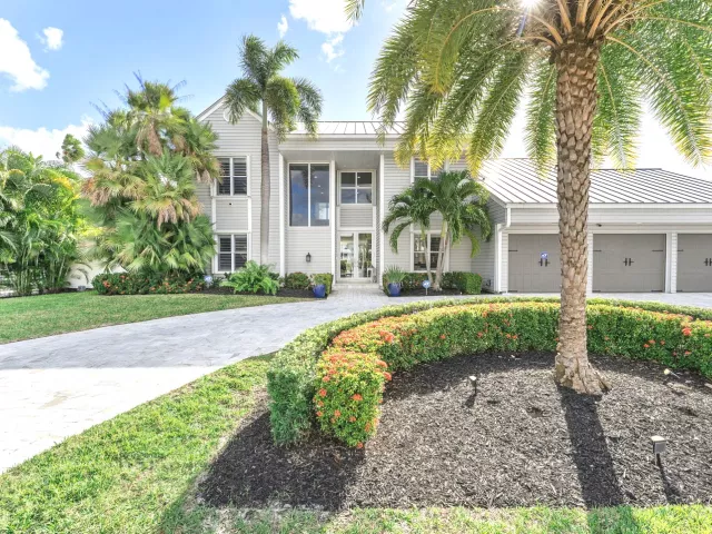 Продажа дома по адресу 910 JASMINE Drive - фото 9326651