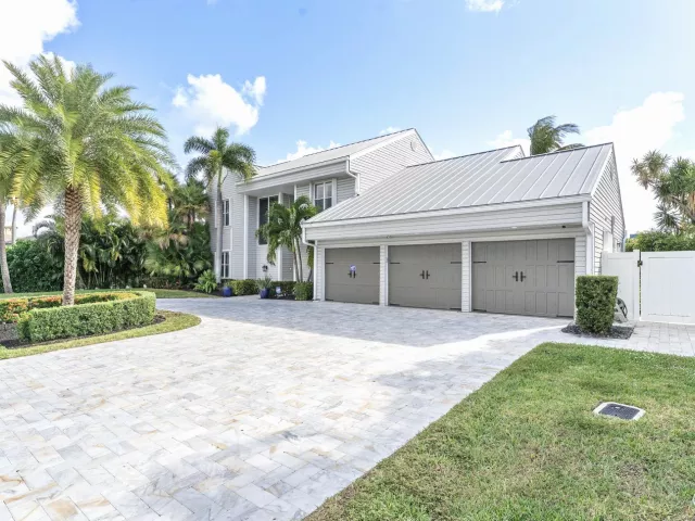 Продажа дома по адресу 910 JASMINE Drive - фото 9326652