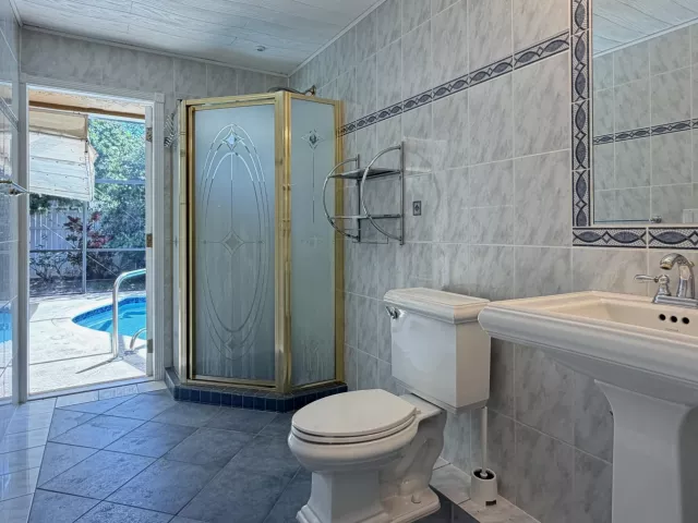 Продажа дома по адресу 7160 NW 4TH Avenue - фото 9371877