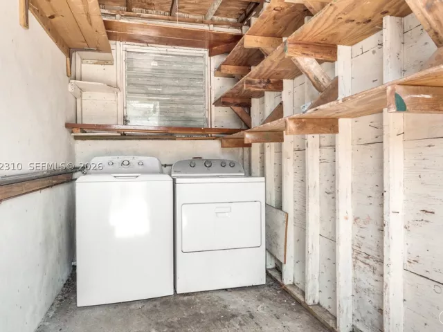 Продажа дома по адресу 10240 SW 35th St - фото 9347615