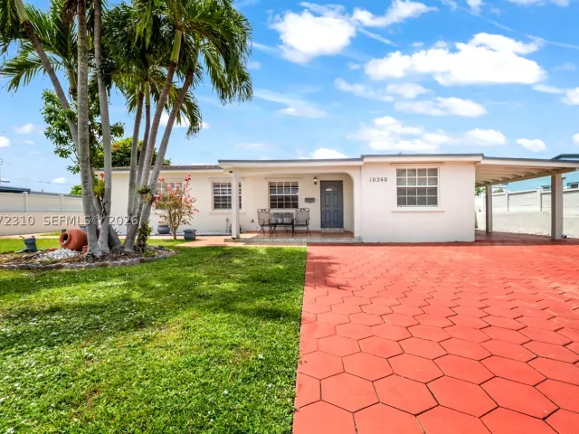 Продажа дома по адресу 10240 SW 35th St - фото 9347598