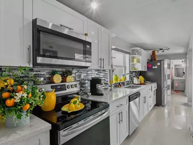 Продажа дома по адресу 3538 SW 87th Ct - фото 9477773