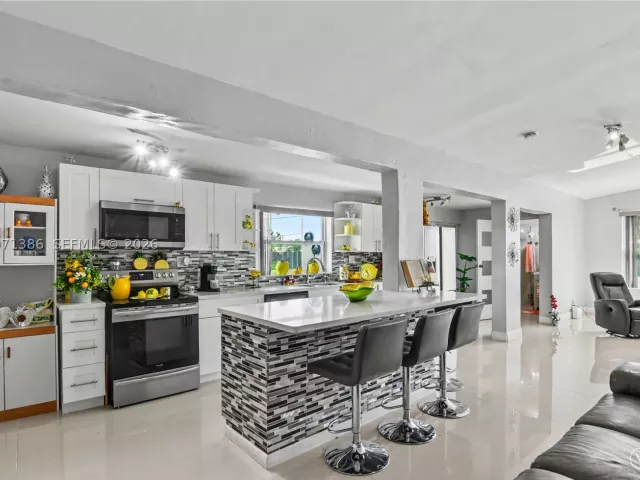 Продажа дома по адресу 3538 SW 87th Ct - фото 9477778