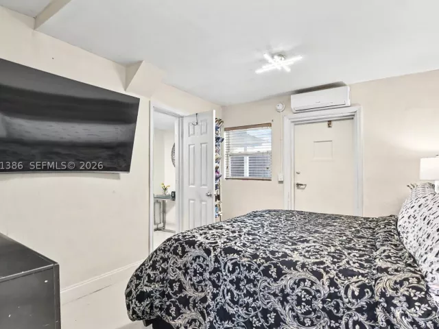 Продажа дома по адресу 3538 SW 87th Ct - фото 9477786