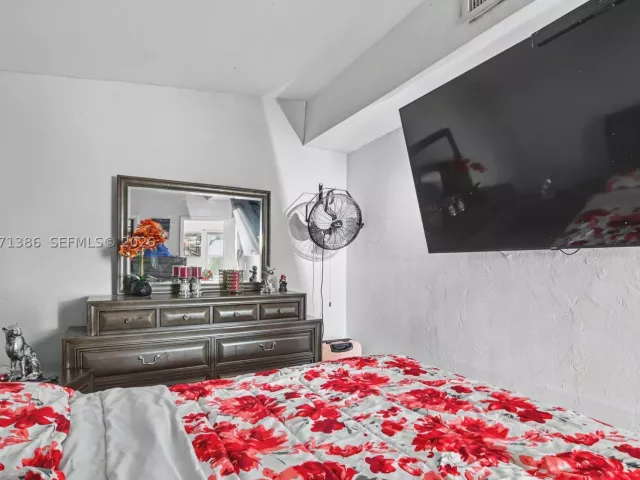 Продажа дома по адресу 3538 SW 87th Ct - фото 9477794