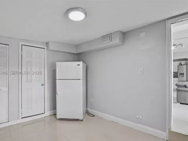 Продажа дома по адресу 3538 SW 87th Ct - фото 9477795
